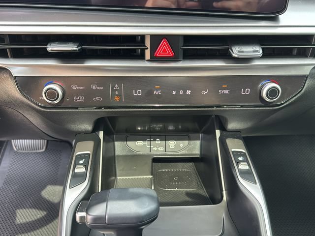 Certified 2026 Kia Sorento S w/ S Panoramic Sunroof Package FWD image 22