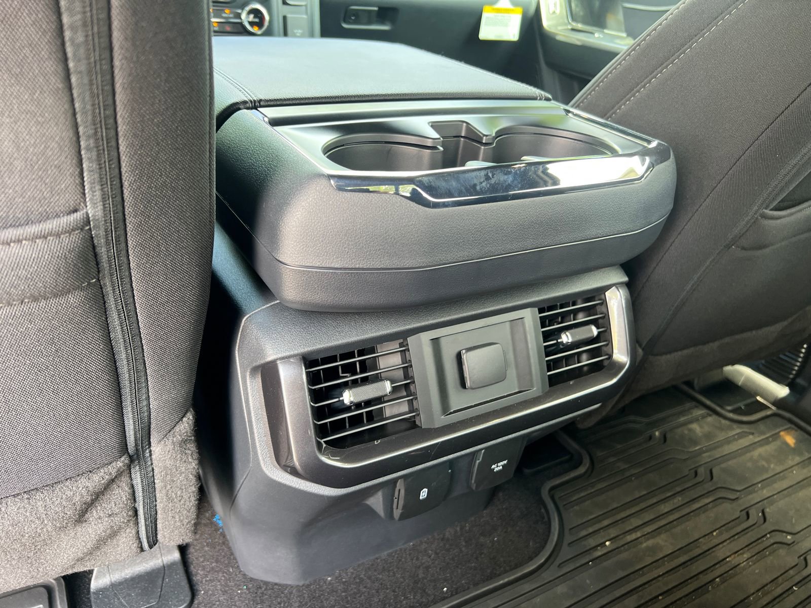 New 2023 Ford F150 XLT w/ Equipment Group 302A High image 17