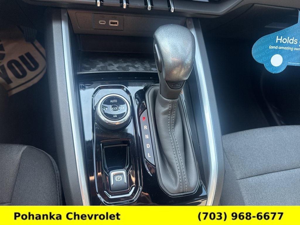 Used 2026 Chevrolet Colorado Trail Boss AWD/4WD image 14
