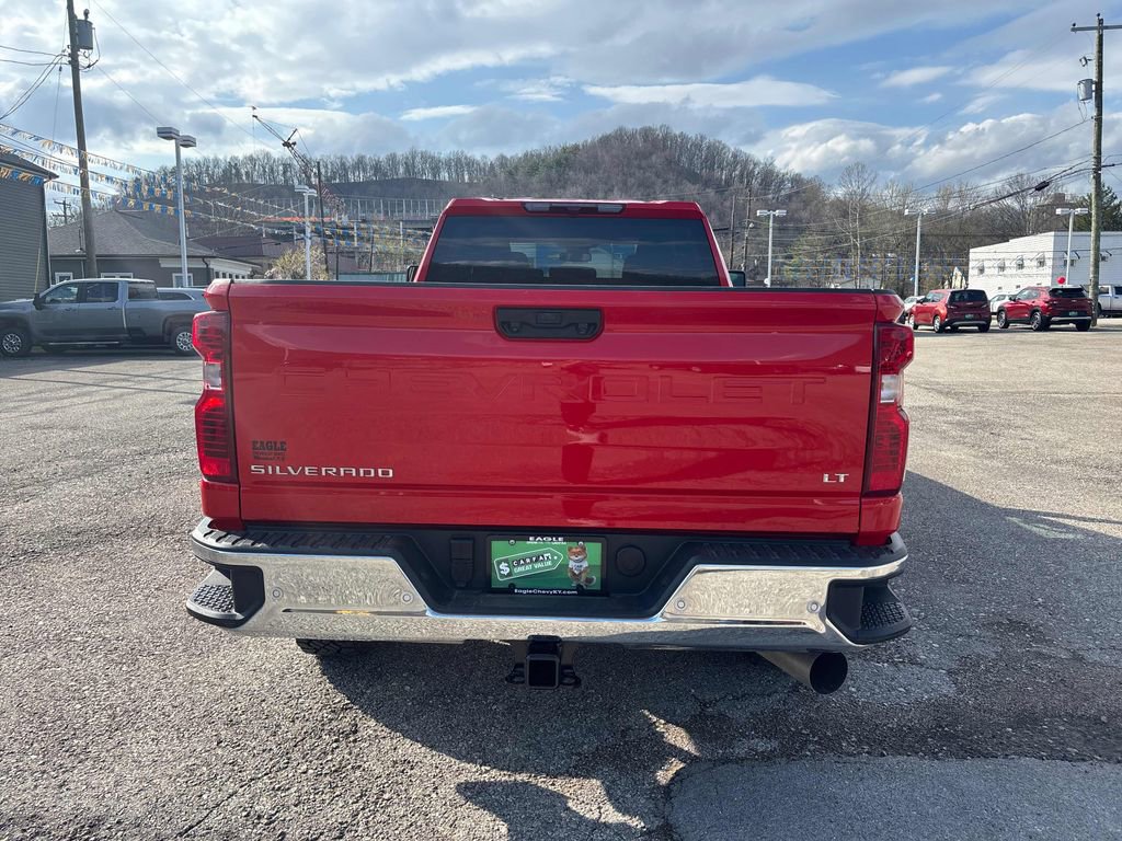 Used 2025 Chevrolet Silverado 2500 LT w/ Safety Package AWD/4WD image 4