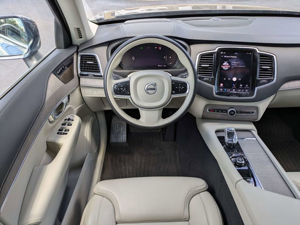 Used 2023 Volvo XC90 B6 Ultimate w/ Protection Package Premier AWD/4WD image 21