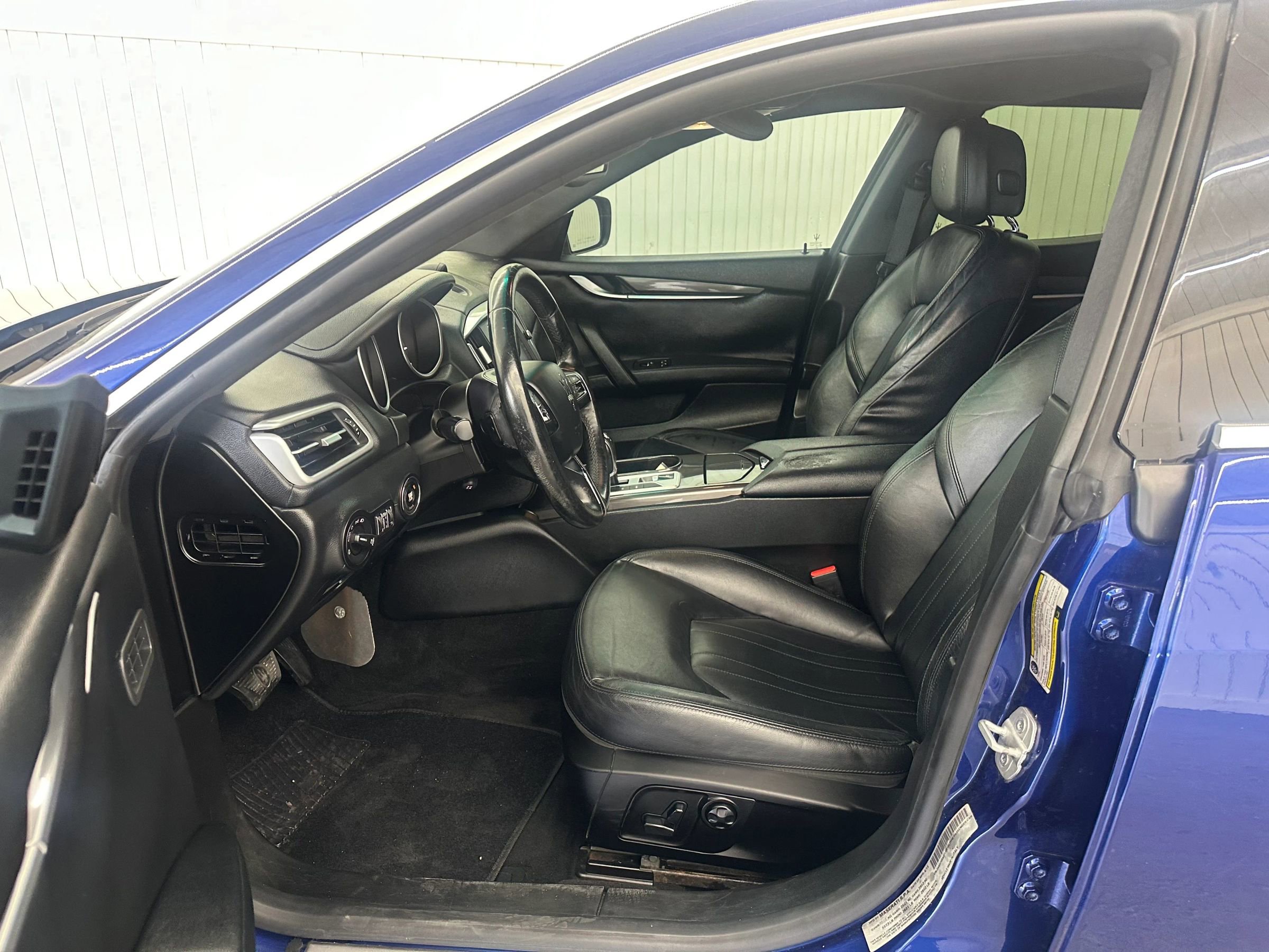 Used 2015 Maserati Ghibli image 11