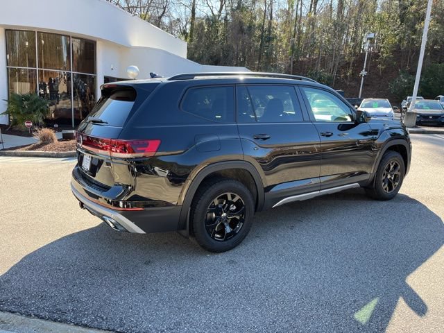 New 2026 Volkswagen Atlas Peak Edition AWD/4WD image 3