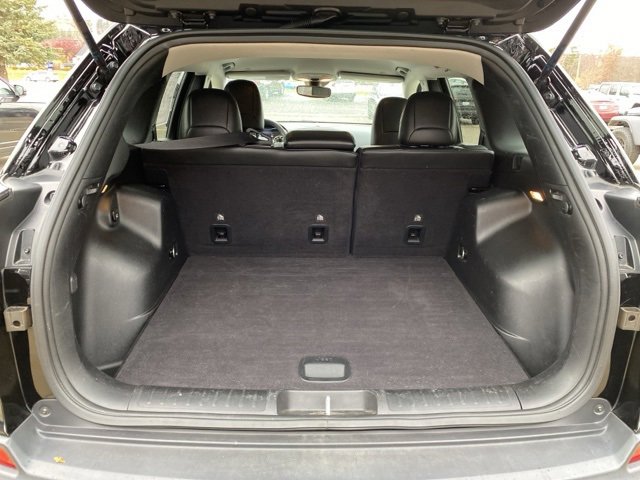 Certified 2022 Jeep Cherokee Trailhawk image 8