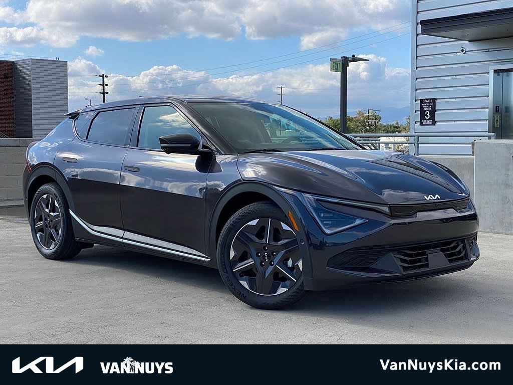 New 2025 Kia EV6 Light AWD/4WD image 1