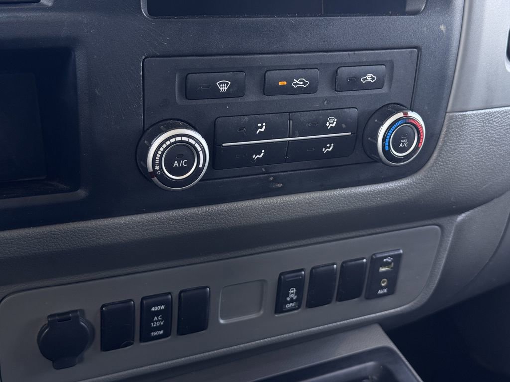 Used 2020 Nissan NV 2500 SV image 19