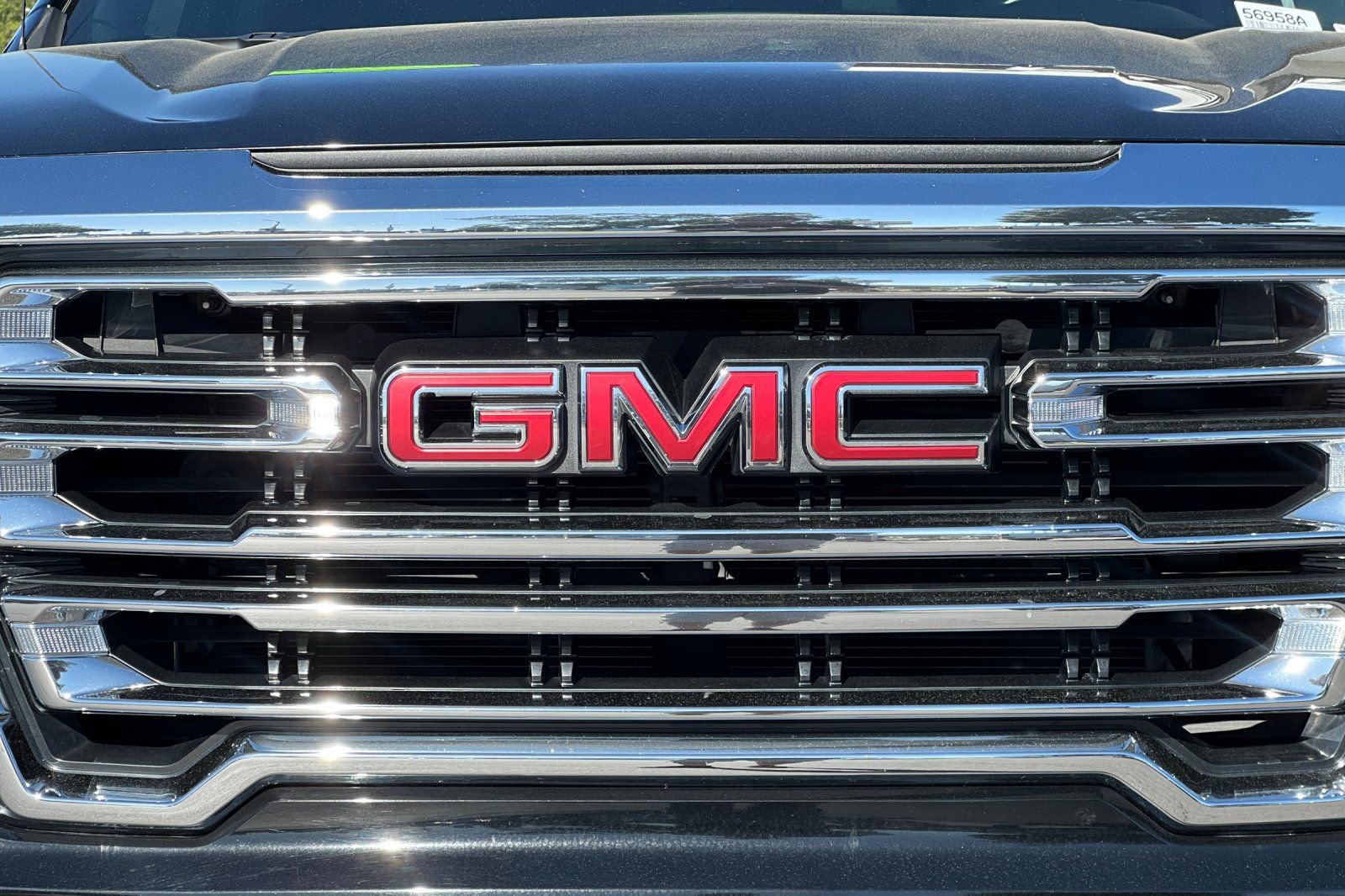 Used 2019 GMC Sierra 1500 SLT w/ SLT Premium Package image 40