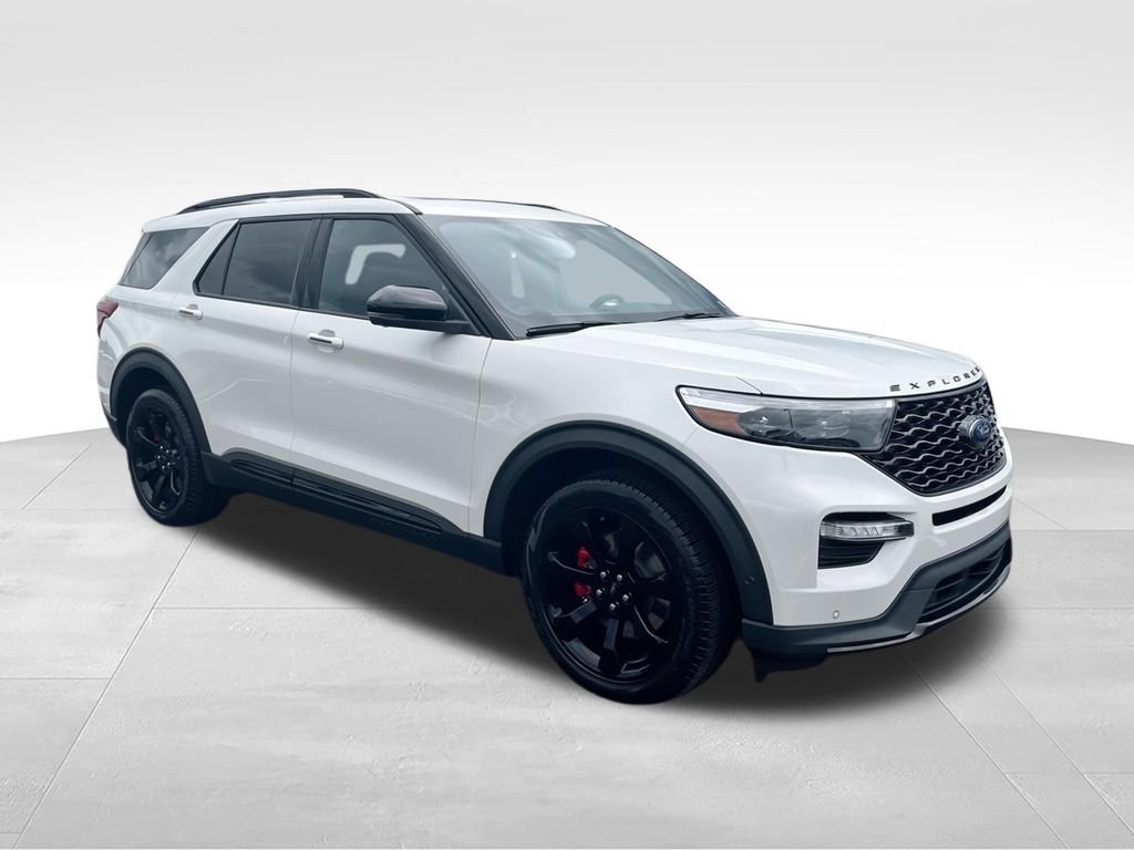 Used 2022 Ford Explorer ST w/ Equipment Group 401A AWD/4WD image 2