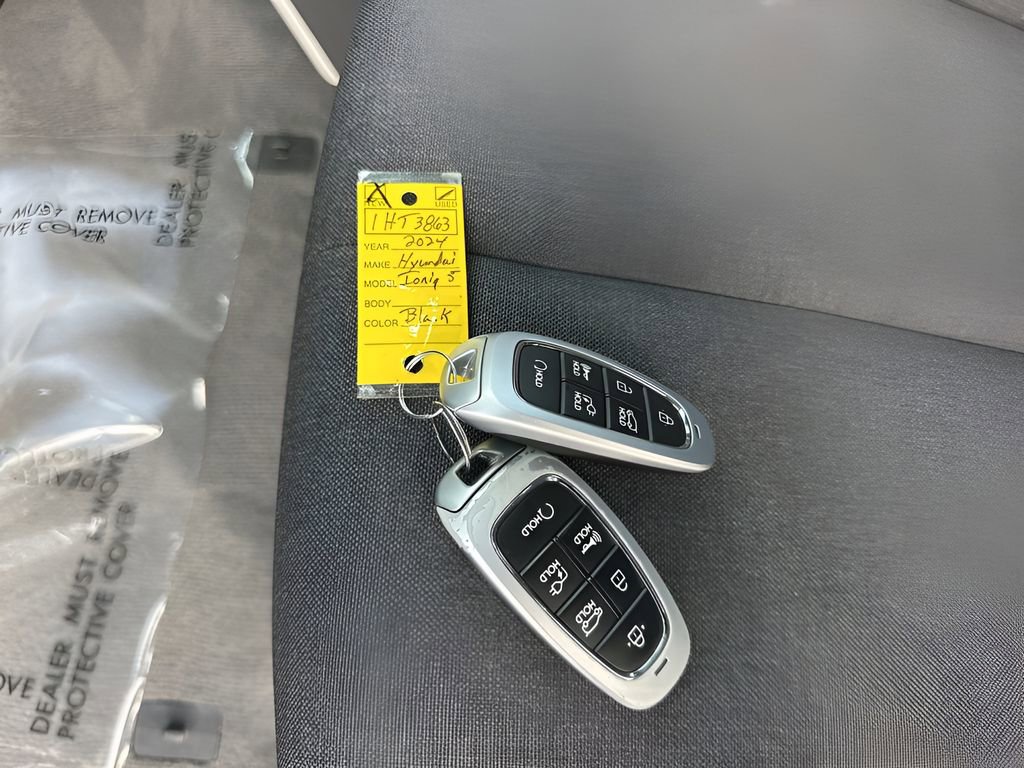 Used 2024 Hyundai Ioniq 5 SEL image 34