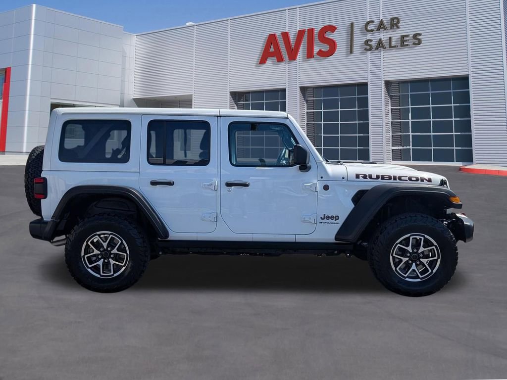 Used 2025 Jeep Wrangler Unlimited Rubicon w/ Convenience Group image 5