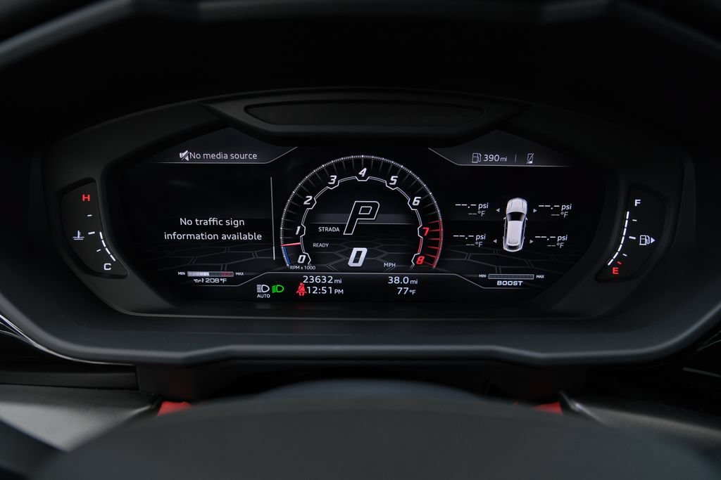 Used 2022 Lamborghini Urus AWD/4WD image 69