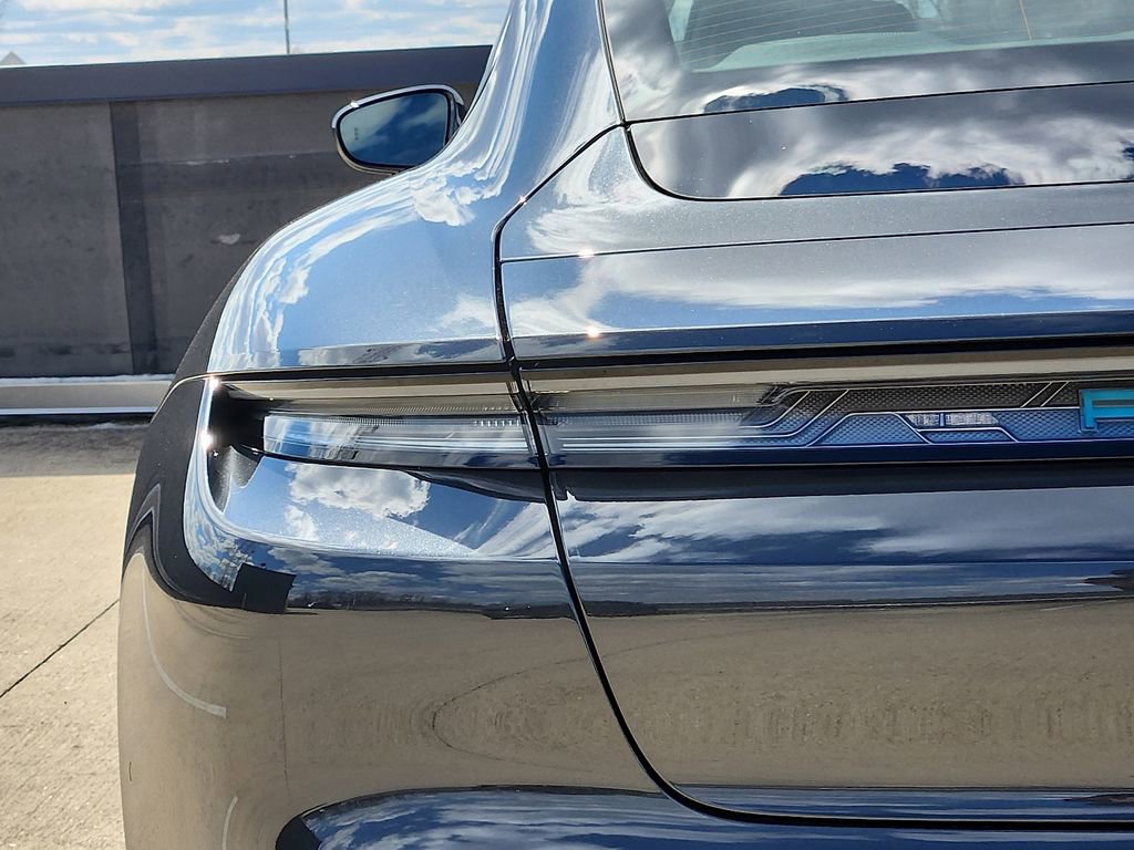 New 2026 Porsche Taycan image 12