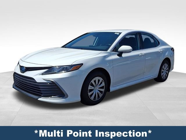 Used 2022 Toyota Camry LE FWD image 4