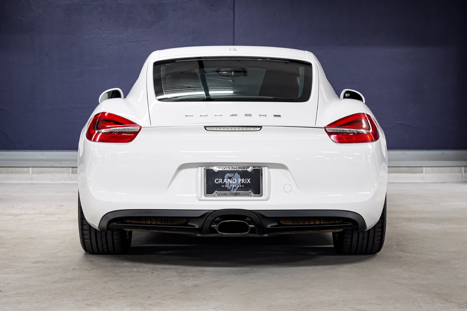 Used 2014 Porsche Cayman RWD image 4