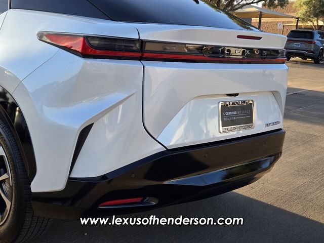 Used 2025 Lexus RZ 300e w/ Accessory Package (Z2) FWD image 6