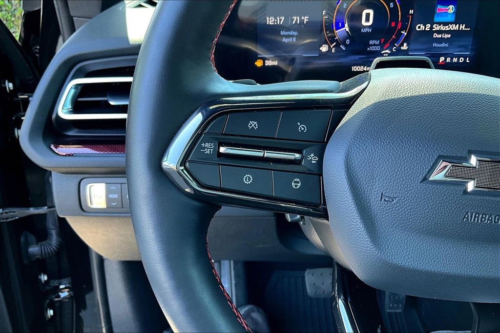 Used 2025 Chevrolet Traverse RS w/ LPO, Floor Liner Package image 7