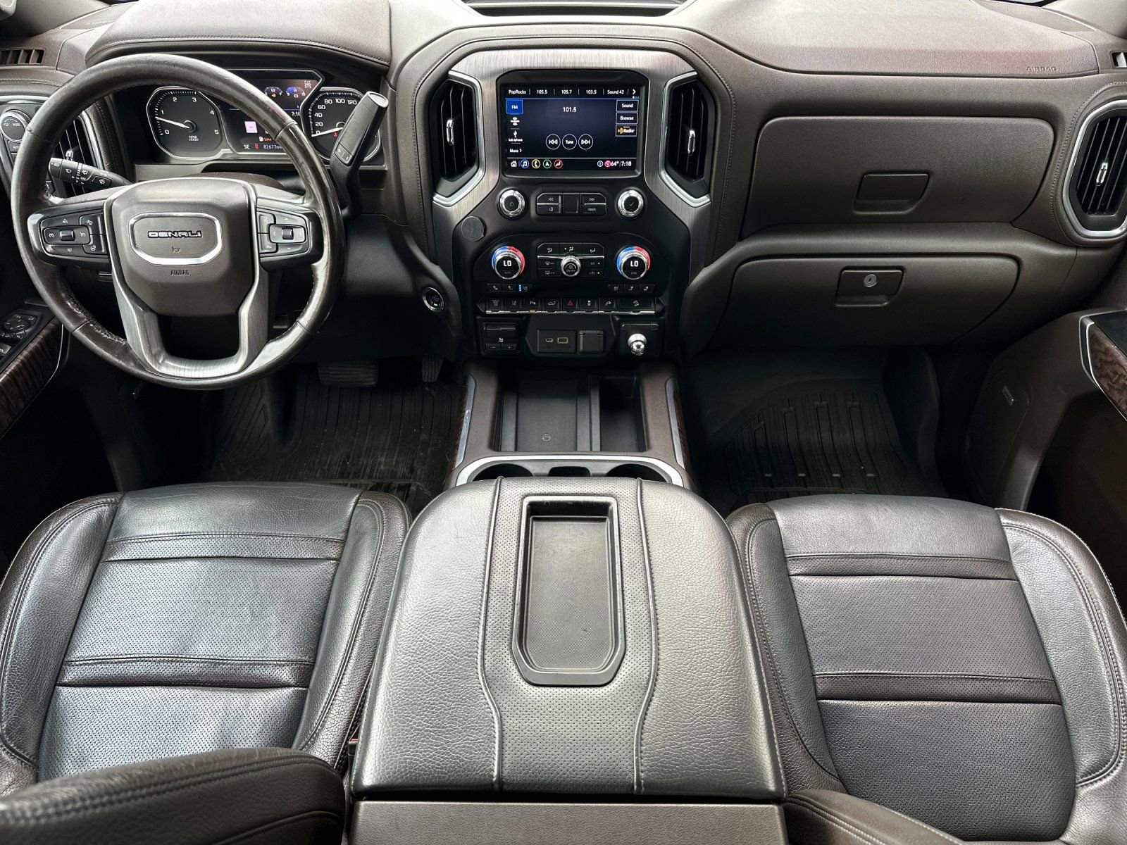 Used 2020 GMC Sierra 3500 Denali w/ Denali Ultimate Package image 12