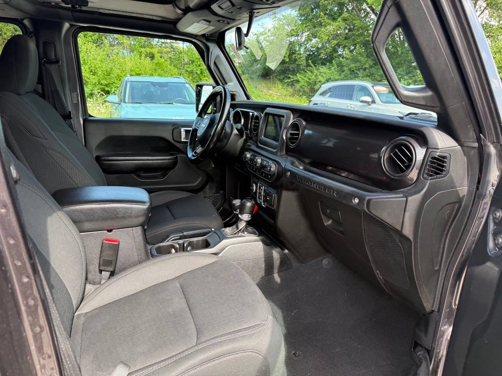 Used 2020 Jeep Wrangler Unlimited Sport AWD/4WD image 21