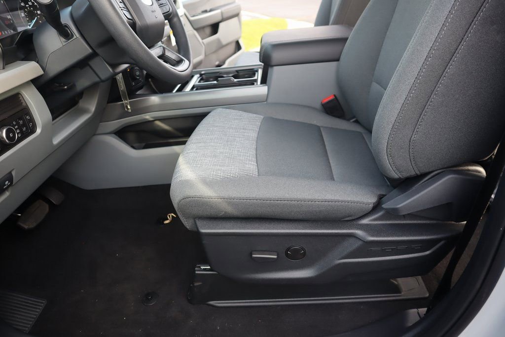 New 2026 Ford F350 XLT w/ 360-Degree Camera Package image 10