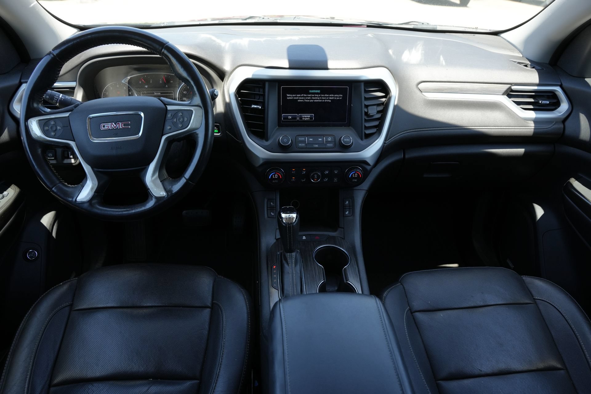 Used 2017 GMC Acadia SLT FWD image 6