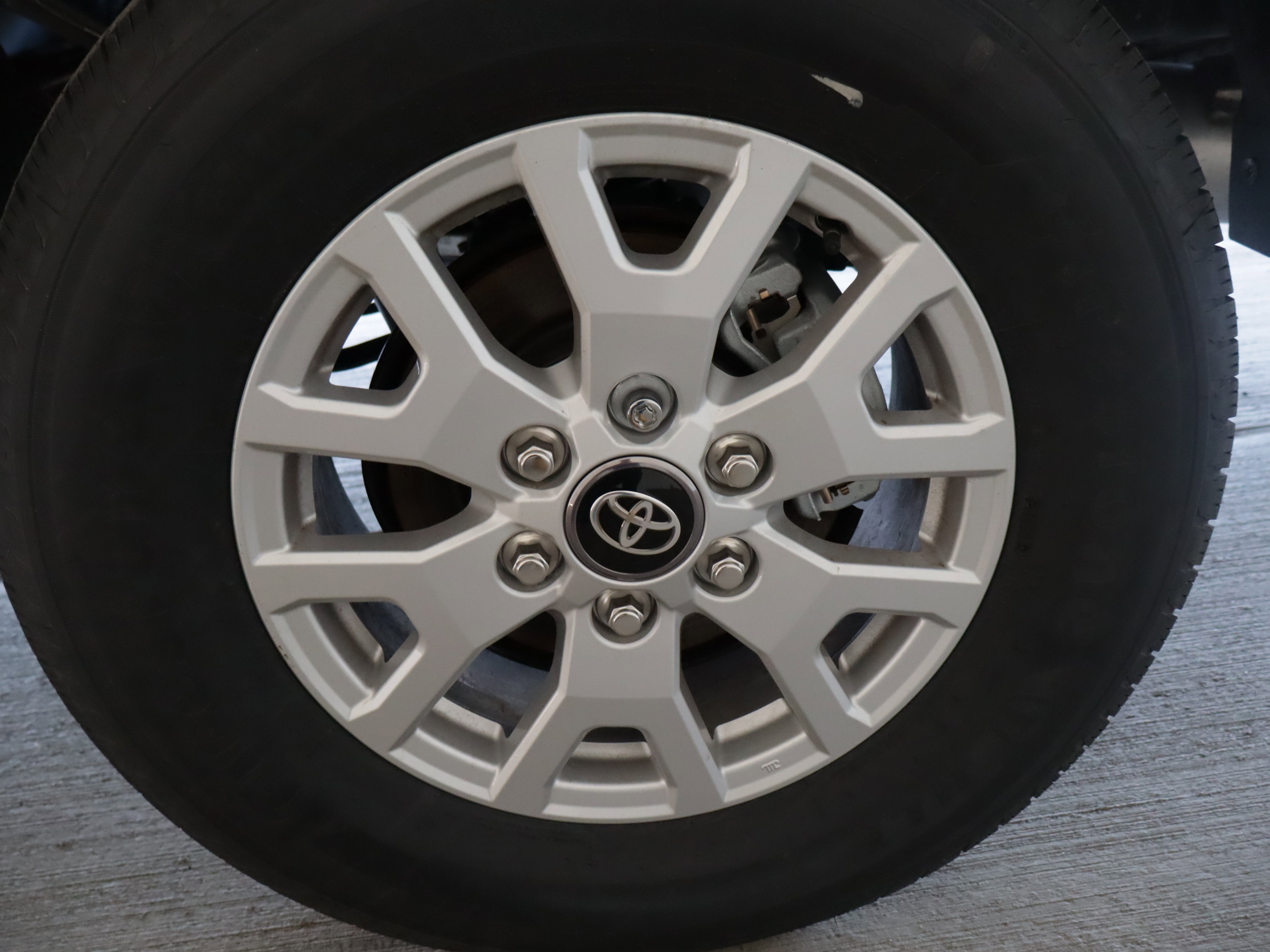 New 2026 Toyota Tacoma SR5 RWD image 22