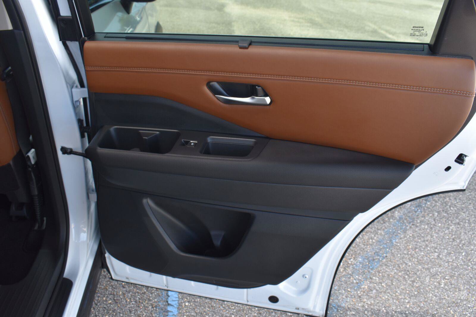 Used 2025 Nissan Pathfinder Platinum w/ Cargo Package FWD image 67