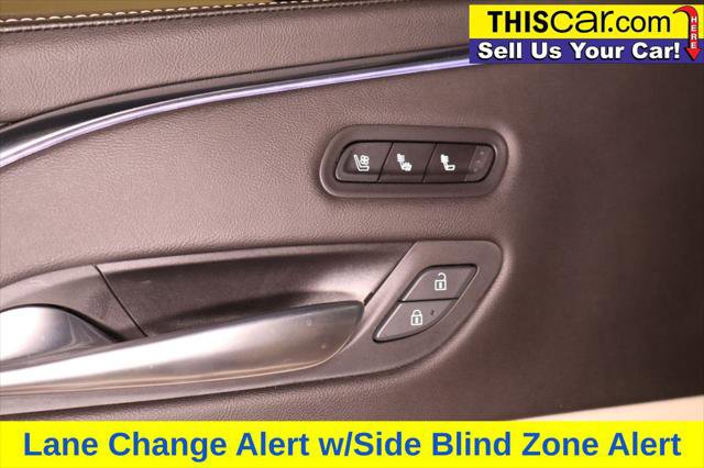 Used 2023 Cadillac Escalade Premium Luxury image 36