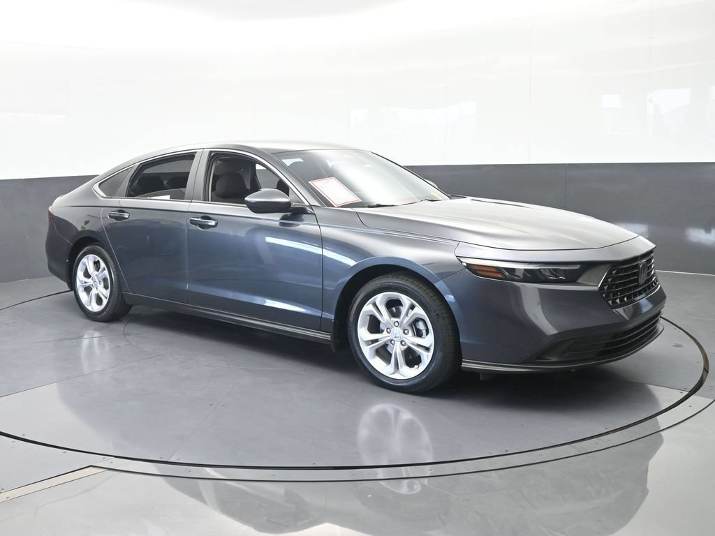 Used 2025 Honda Accord LX image 8