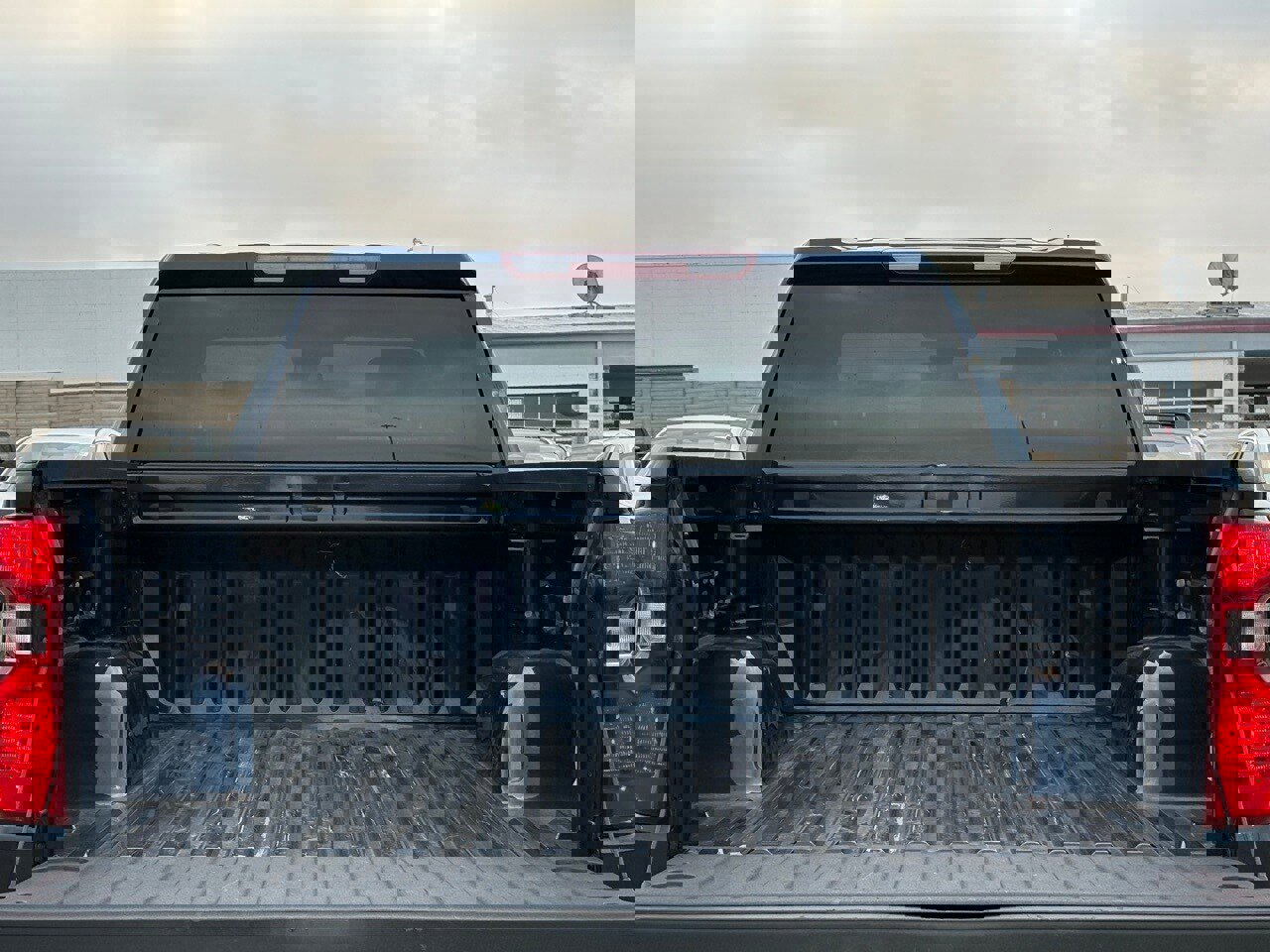 Used 2022 Chevrolet Silverado 1500 LT image 45