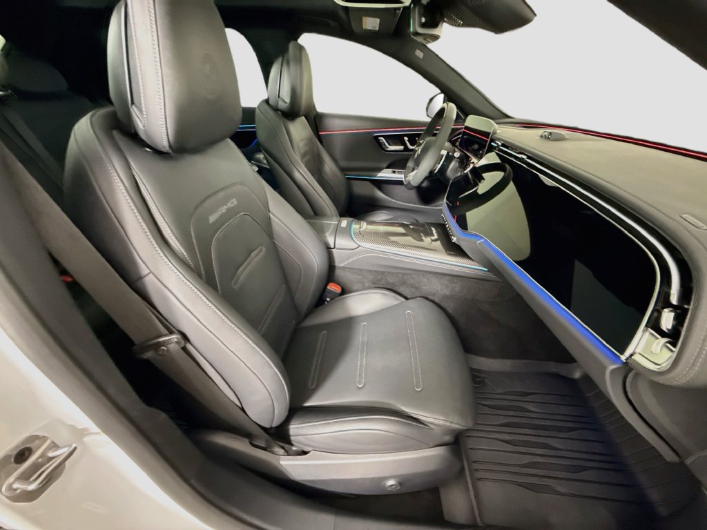 Used 2026 Mercedes-Benz E 53 AMG e 4MATIC Sedan w/ Driver Assistance Package image 30