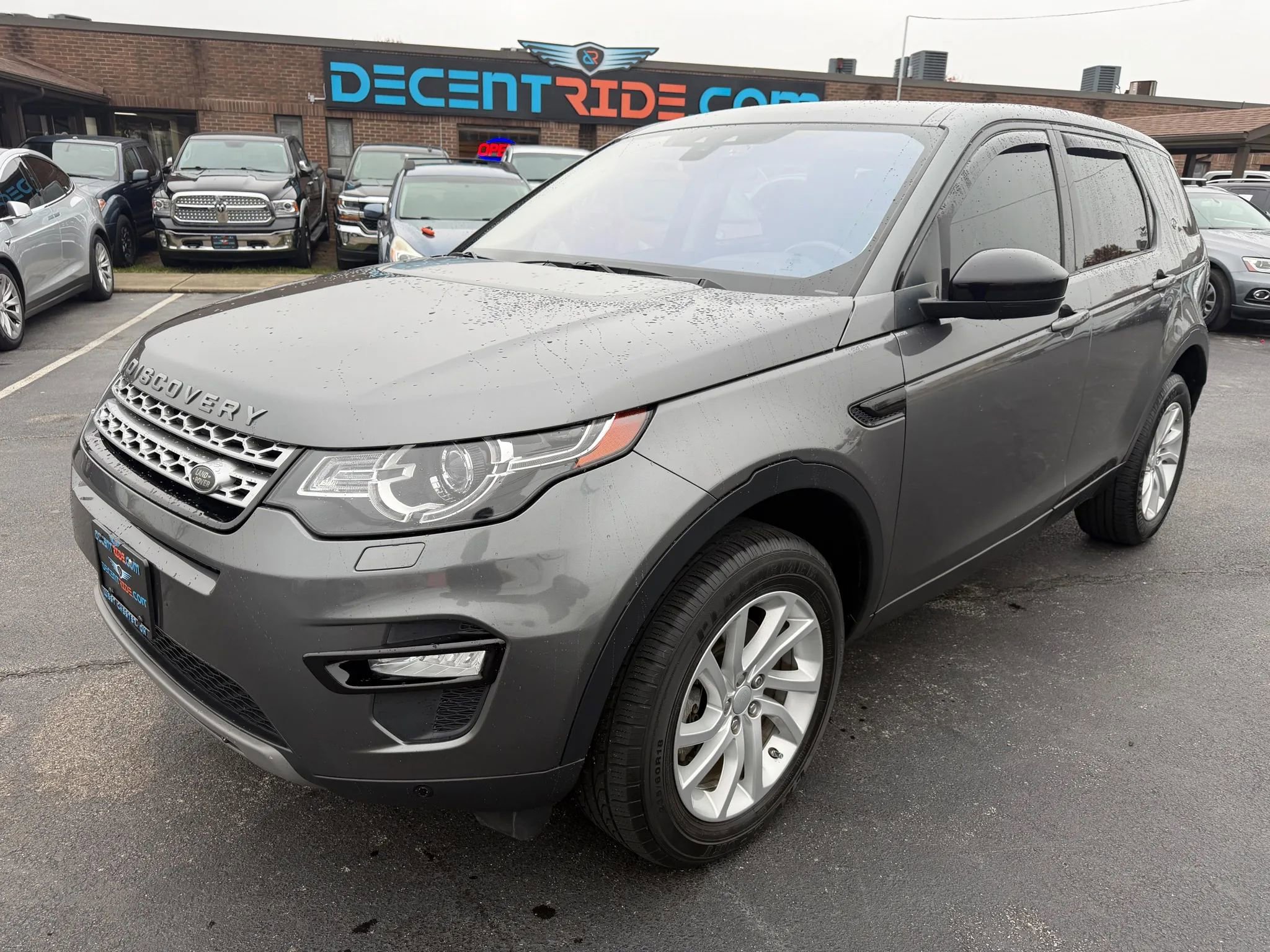 Used 2018 Land Rover Discovery Sport HSE AWD/4WD image 7
