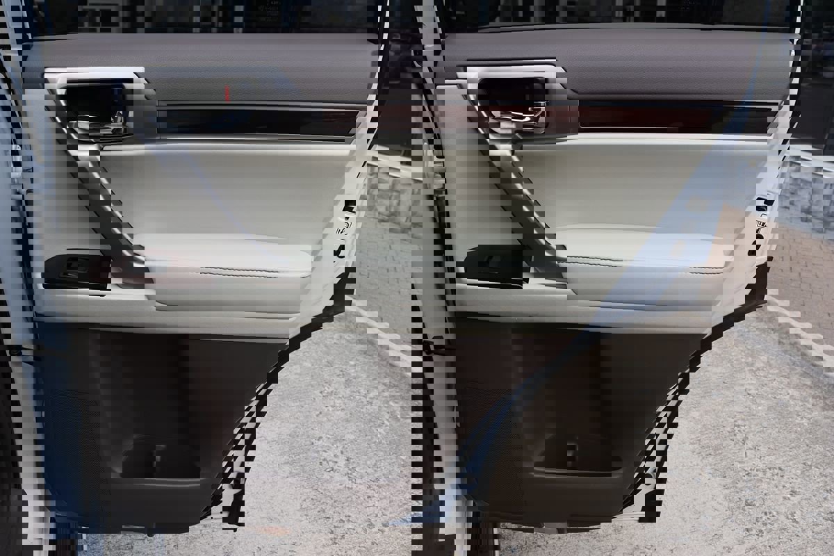 Used 2017 Lexus GX 460 Premium image 50