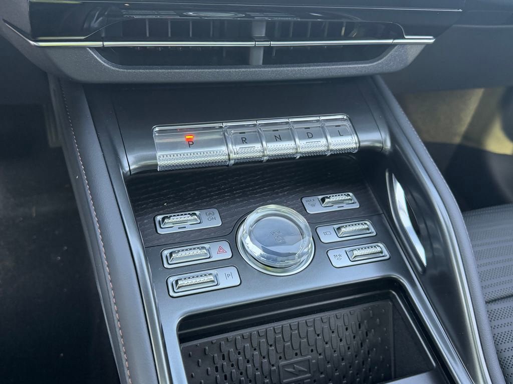 New 2026 Lincoln Nautilus Reserve w/ Jet Appearance Package AWD/4WD image 24