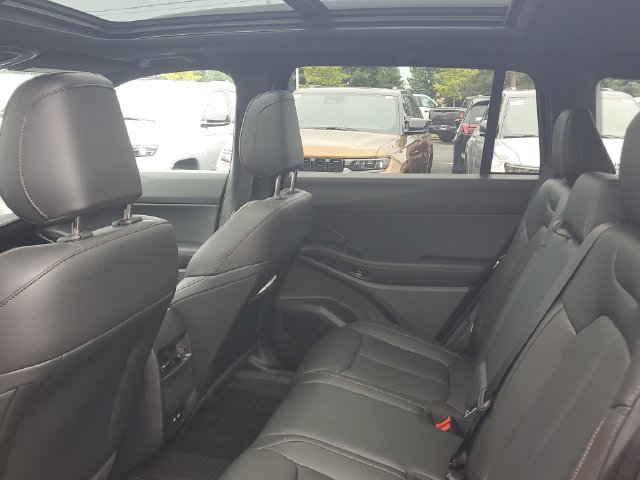 New 2026 Jeep Cherokee Limited AWD/4WD image 10