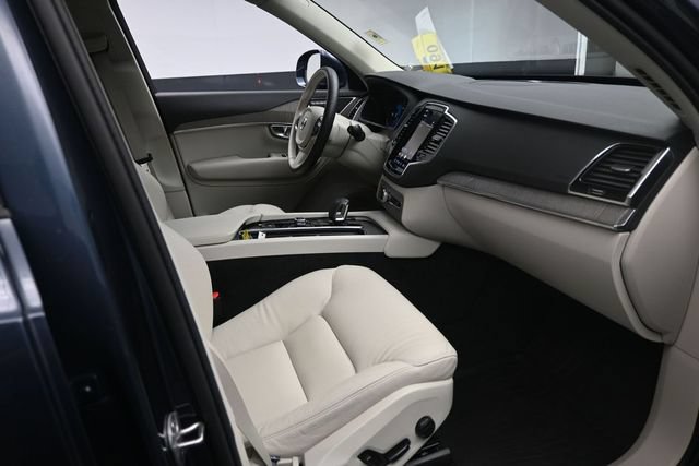 Certified 2024 Volvo XC90 B6 Plus w/ Protection Package Premier AWD/4WD image 28
