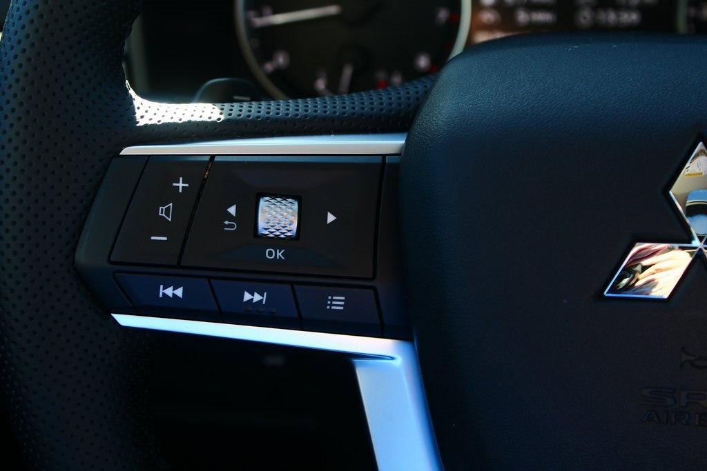 New 2026 Mitsubishi Outlander Trail Edition image 14