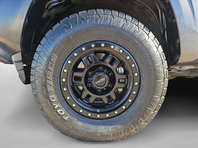 Used 2018 Toyota Tacoma SR RWD image 20