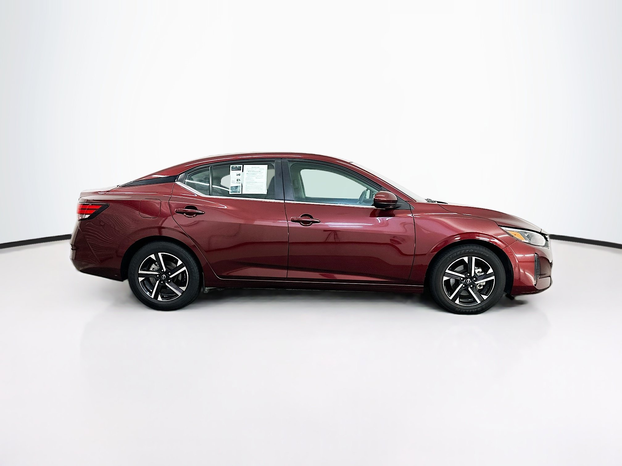 Used 2024 Nissan Sentra SV FWD image 10