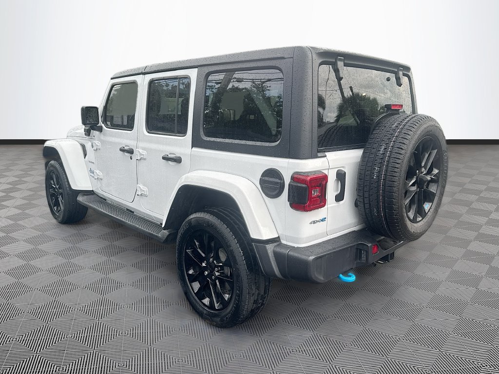 Certified 2022 Jeep Wrangler Unlimited Sahara AWD/4WD image 8