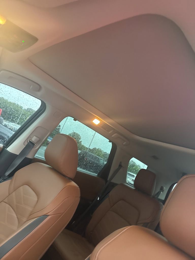 Used 2025 Nissan Pathfinder Platinum AWD/4WD image 4