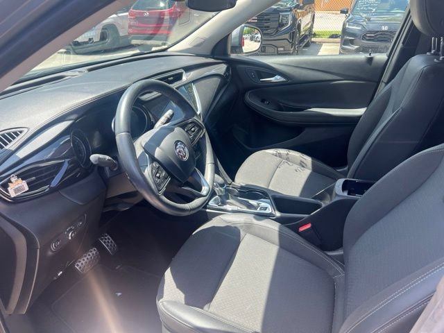 Used 2023 Buick Encore GX Select w/ Sport Touring Package FWD image 9