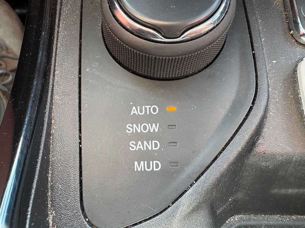 Used 2019 Jeep Compass Limited AWD/4WD image 19