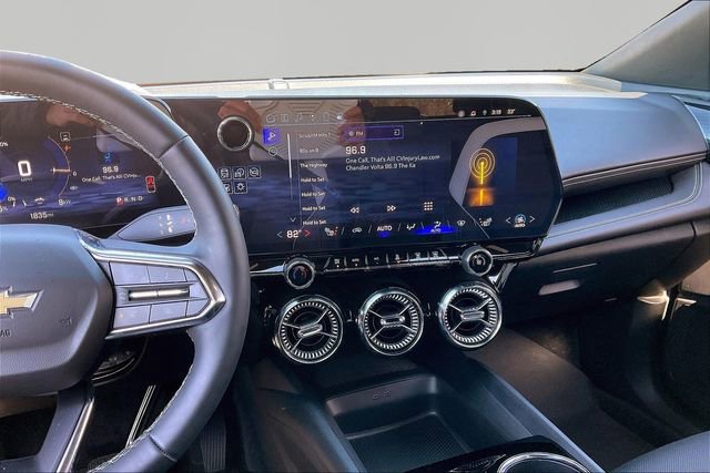 Used 2025 Chevrolet Blazer EV LT image 9