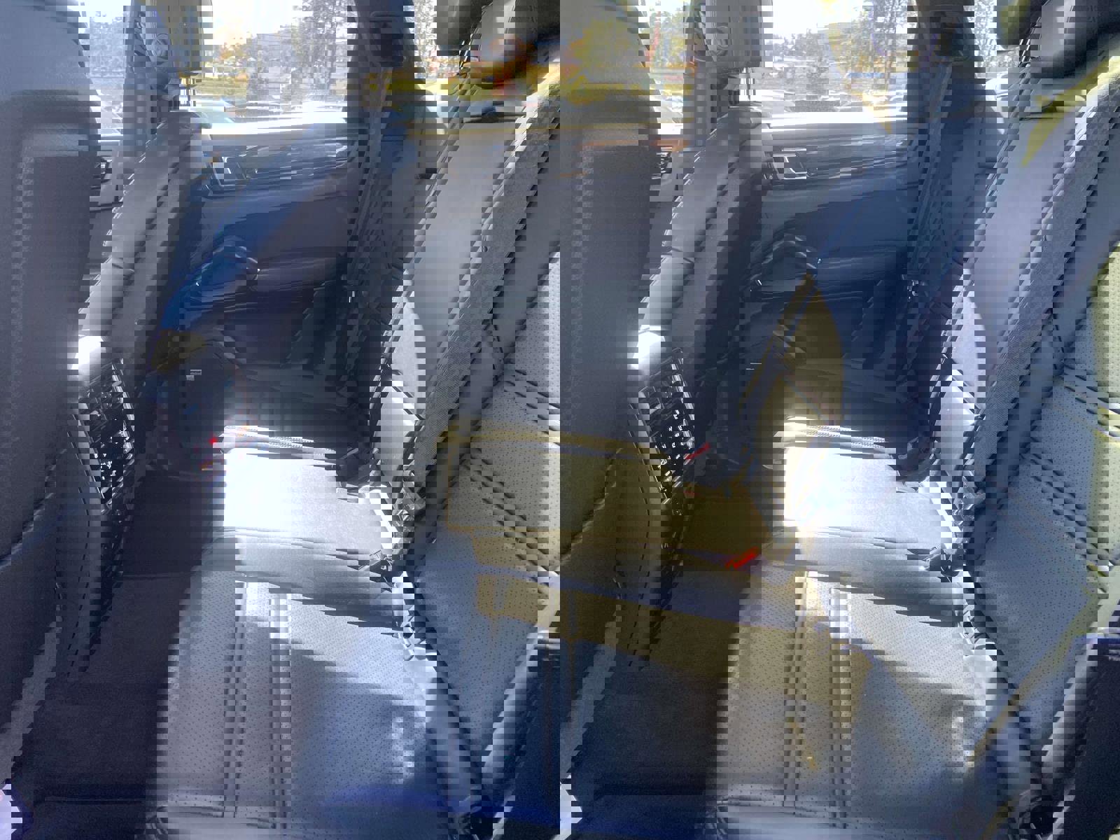 Used 2019 Porsche Cayenne image 13