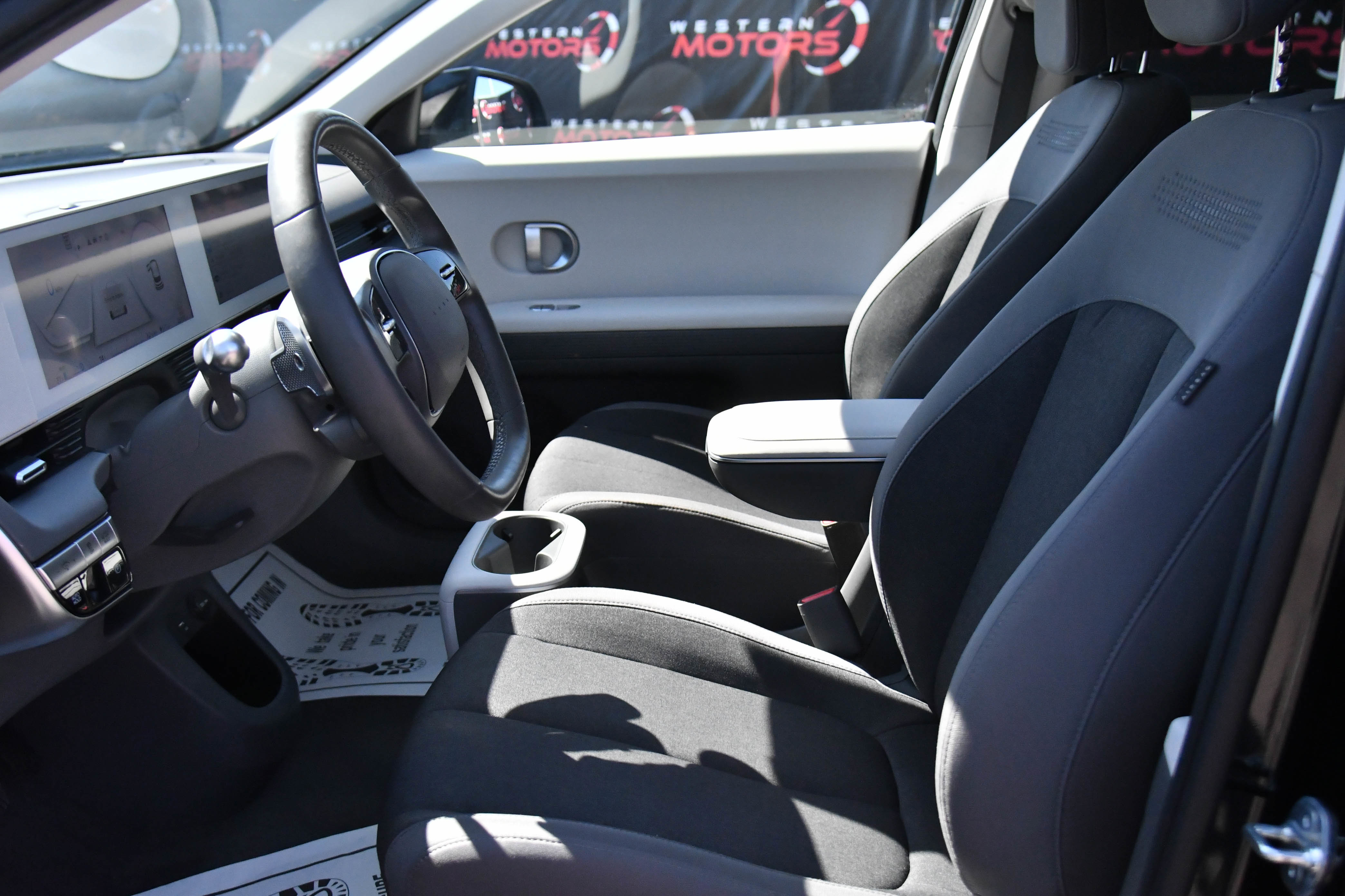 Used 2024 Hyundai Ioniq 5 SEL RWD image 18