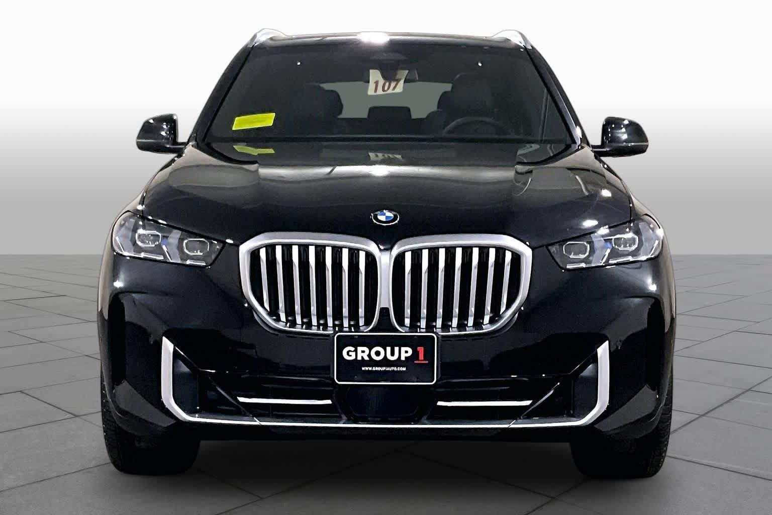 Used 2026 BMW X5 xDrive40i w/ Premium Package AWD/4WD image 3