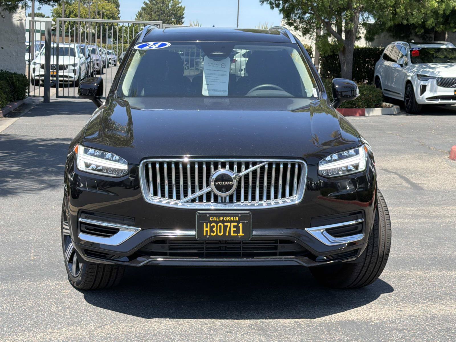 Certified 2024 Volvo XC90 T8 Plus w/ Protection Package Premier AWD/4WD image 2