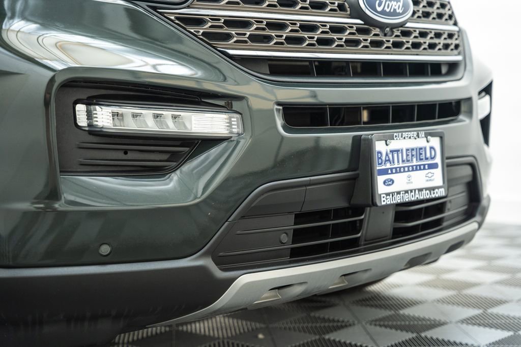 Certified 2022 Ford Explorer King Ranch w/ Premium Technology Package AWD/4WD image 16