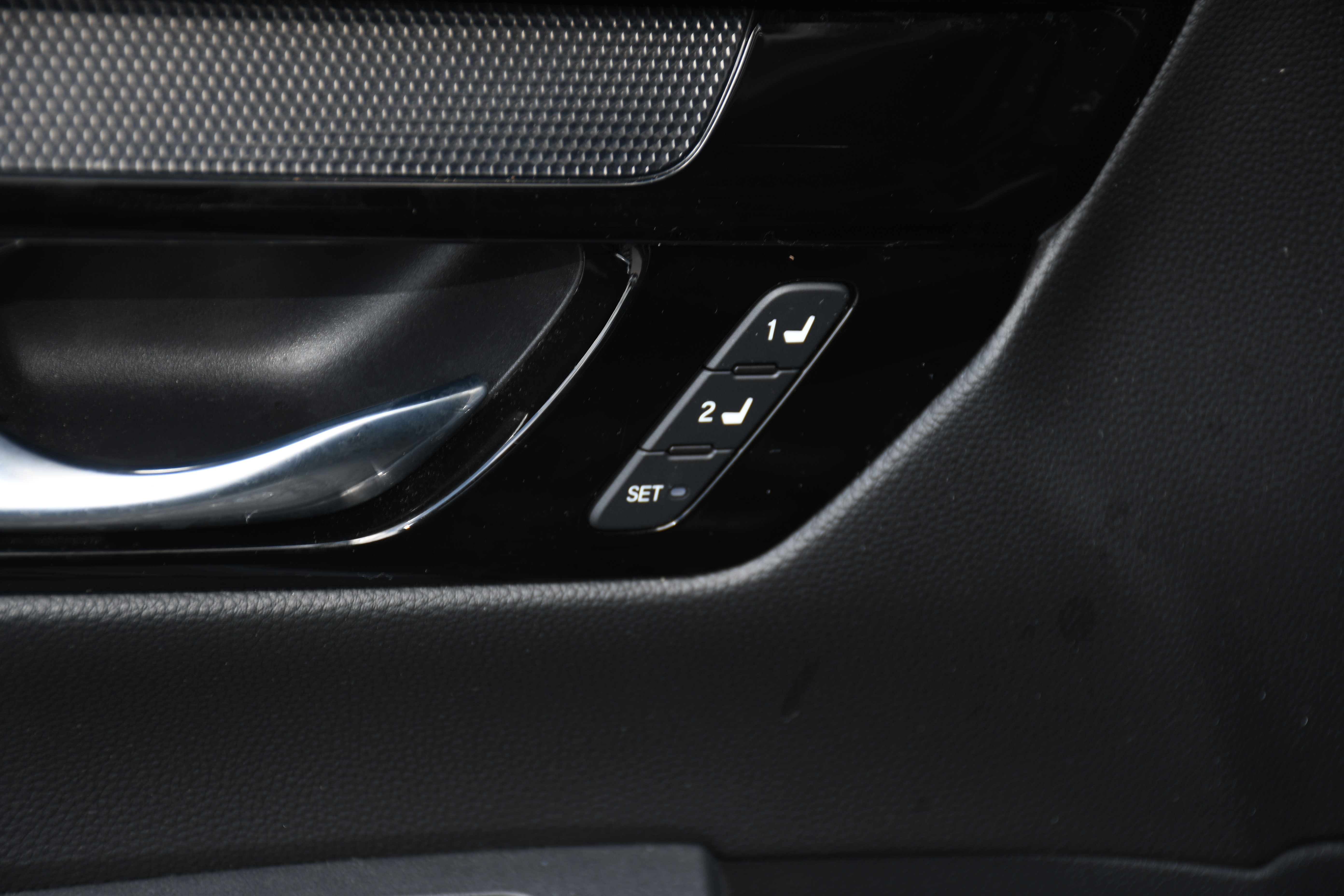 Used 2025 Honda CR-V Sport Touring image 21