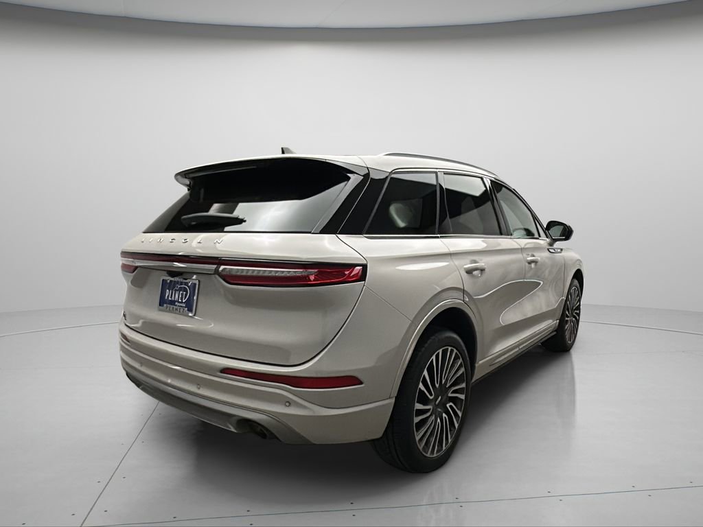 Used 2021 Lincoln Corsair AWD w/ Sport Package image 6